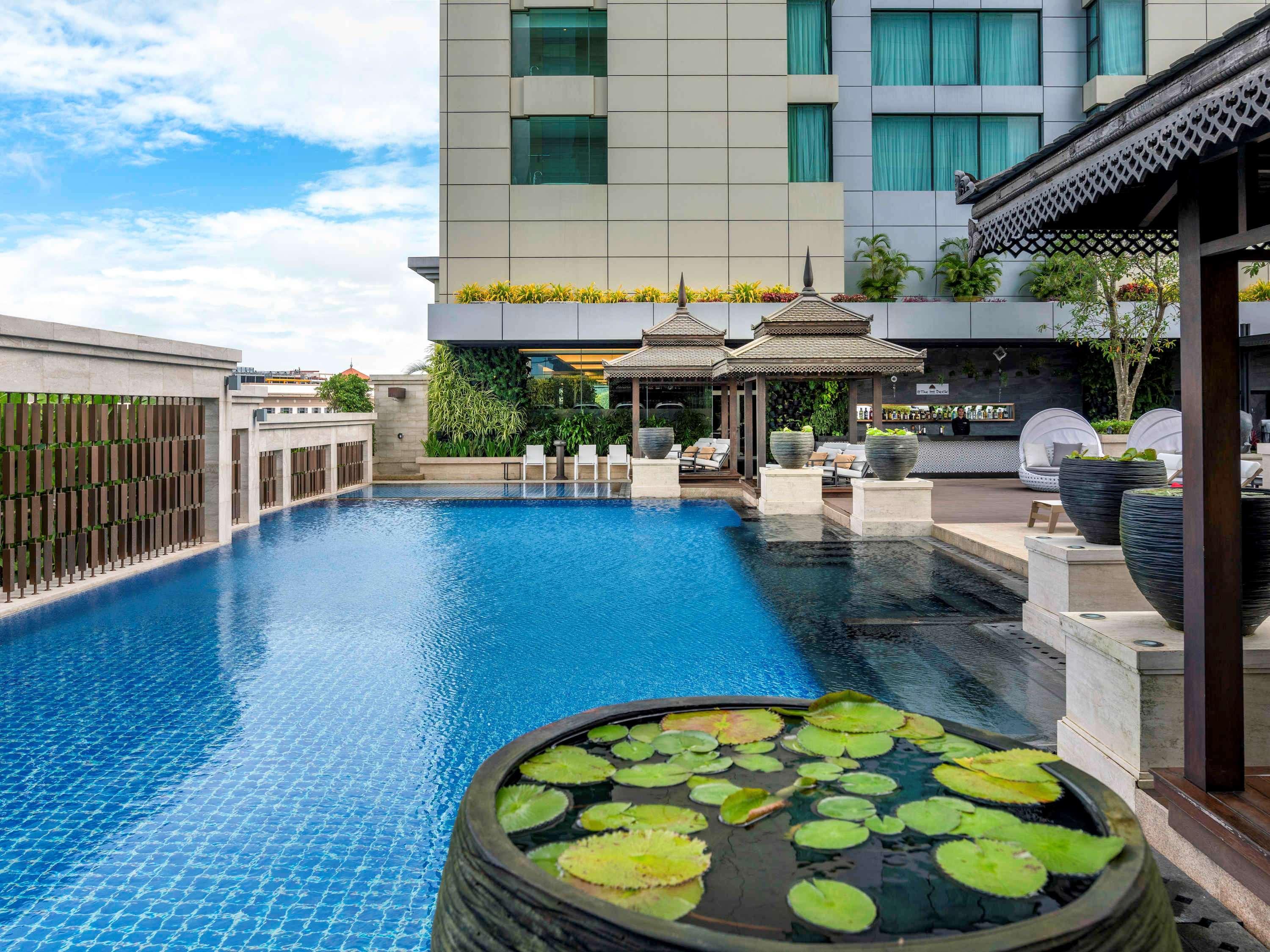 Pullman Yangon Centrepoint Hotel Kültér fotó