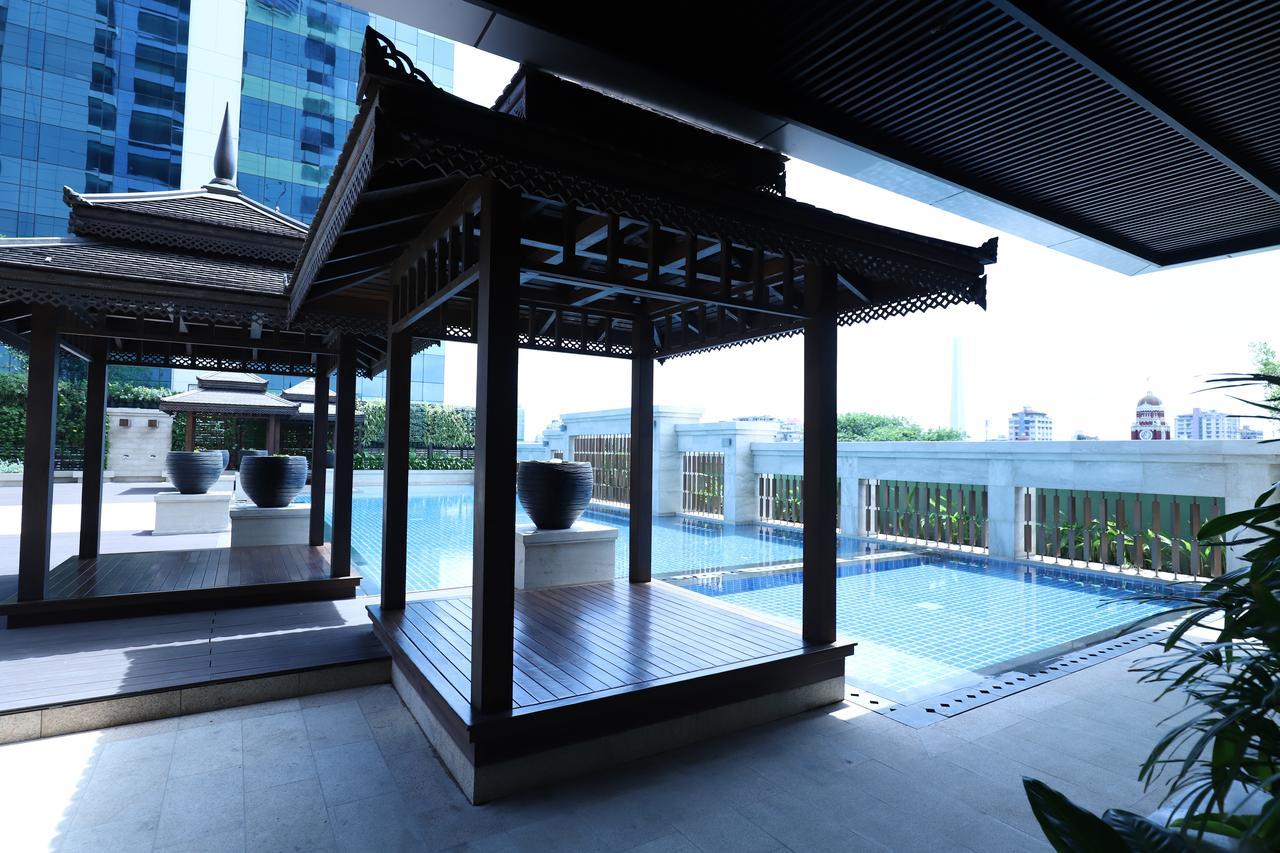 Pullman Yangon Centrepoint Hotel Kültér fotó